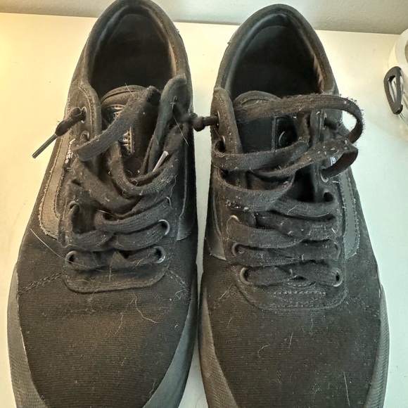 Black Vans pro with extra cushion. Size 9.5 men’s. - Picture 3 of 3